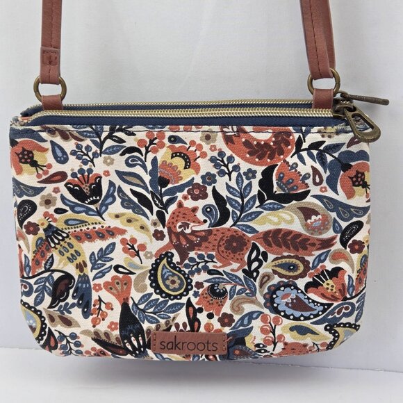 Sakroots Austen Double Gusset Crossbody Bag With Studded Denim Flap - Picture 3 of 15